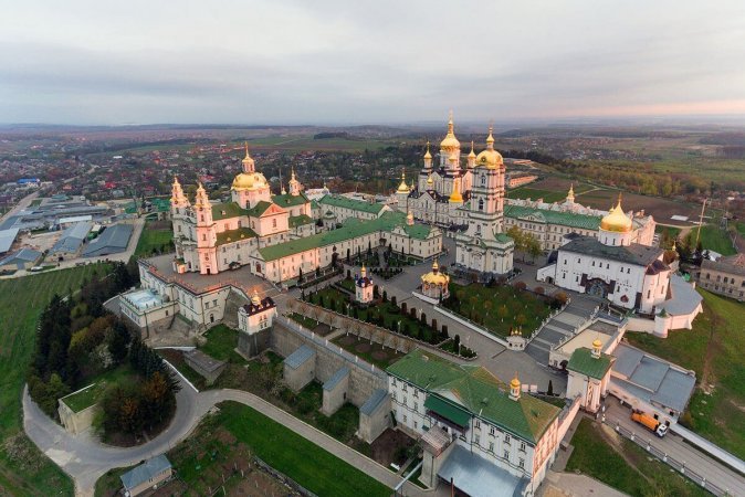 Полет на самолете в Почаев